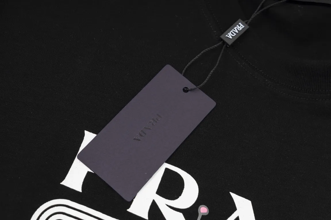 【2026】【PRADA 公式旗艦店】プラダ   Tシャツ ご好評に付き再入荷！