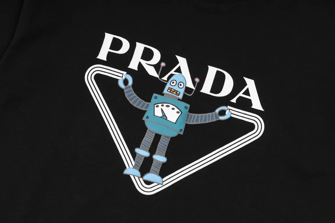 【2026】【PRADA 公式旗艦店】プラダ   Tシャツ ご好評に付き再入荷！