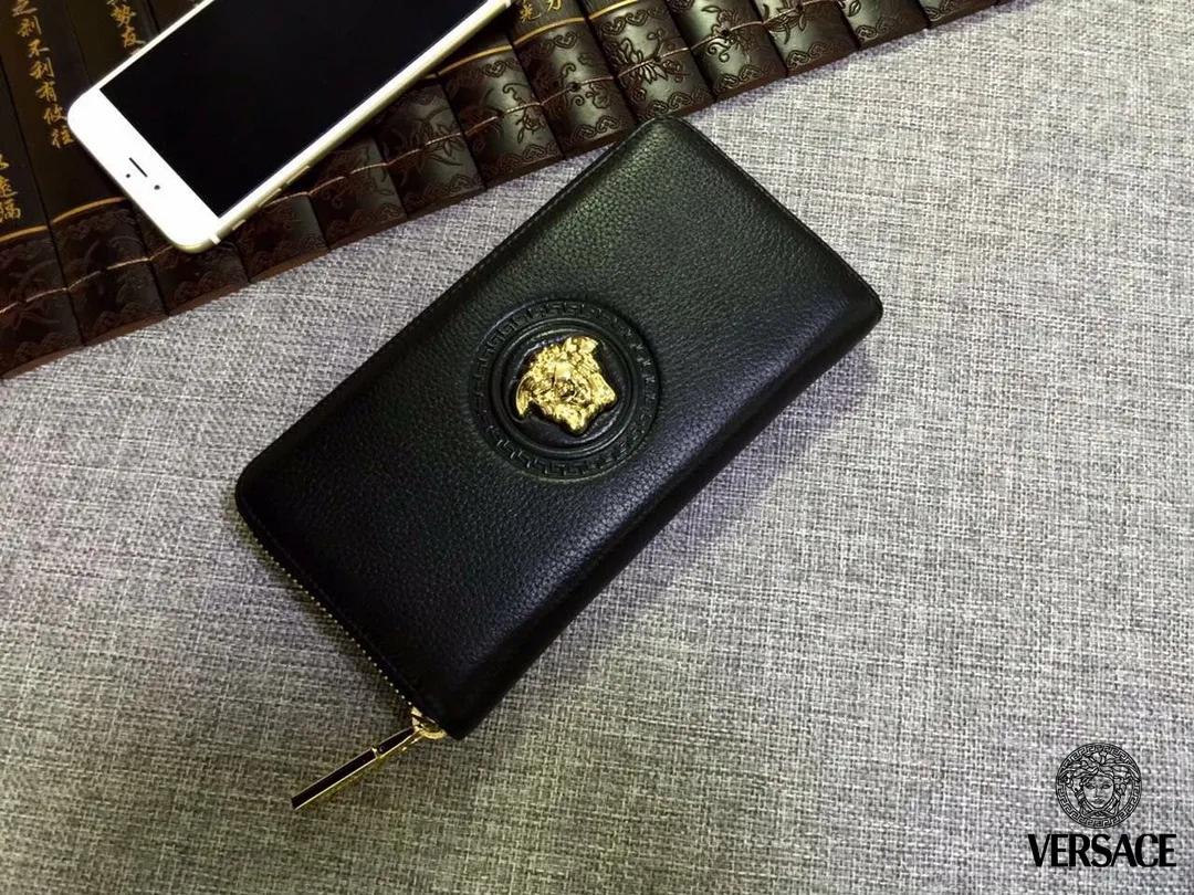 【2026】【VERSACE 公式旗艦店】ヴェルサーチ 財布   当日出荷 好評に付き再入荷！19*10*2.5CM