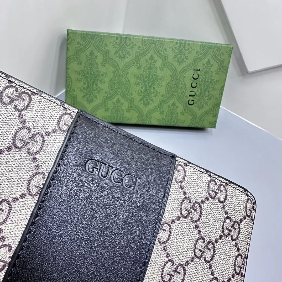 【2026】【GUCCI 公式旗艦店】グッチ  財布 当日出荷 好評に付き再入荷！19*10CM