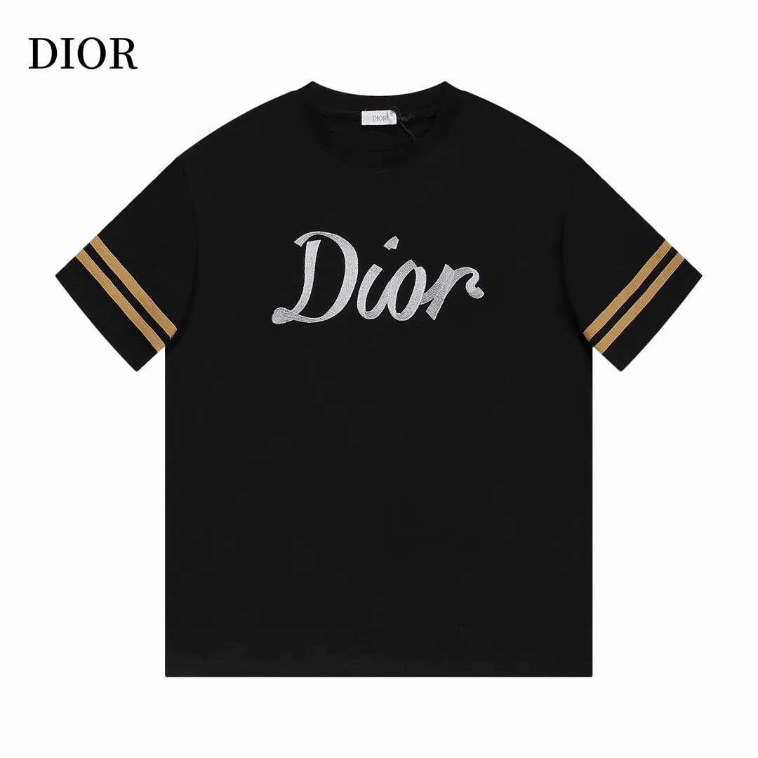 【2026】【DIOR 公式旗艦店】ディオール    Tシャツ ご好評に付き再入荷！