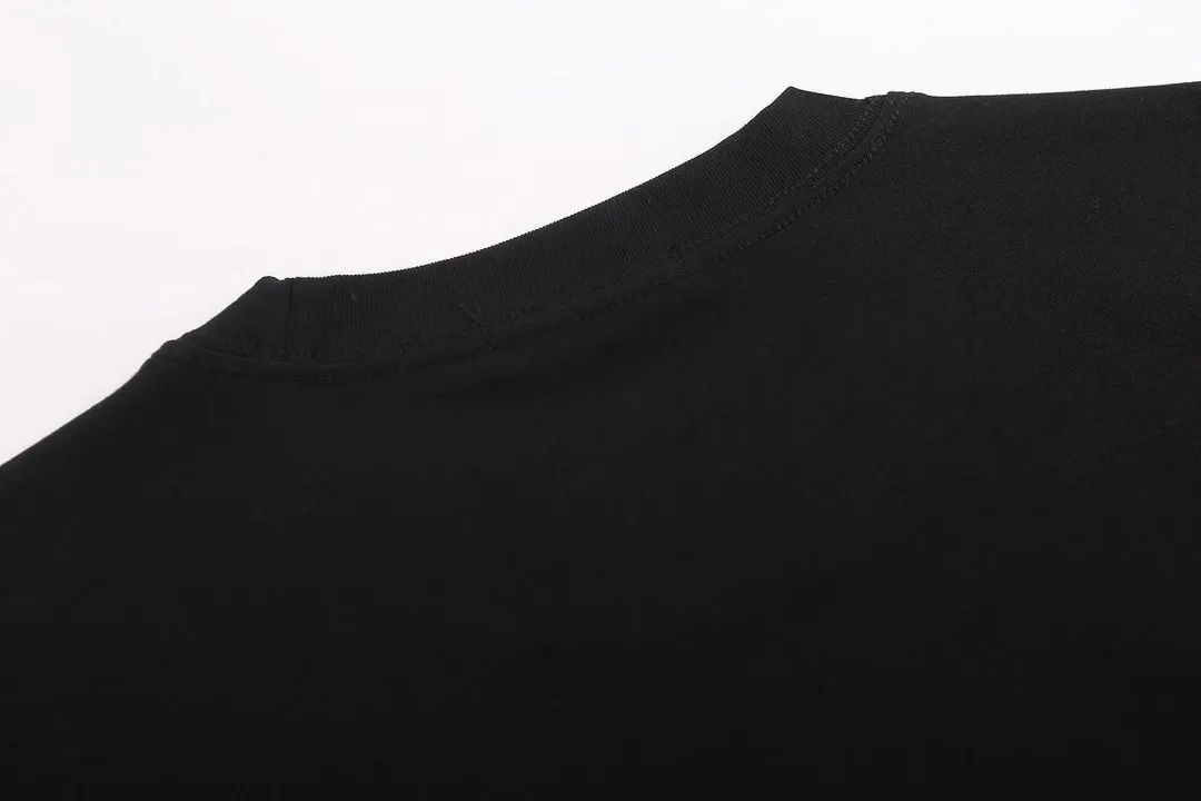 【2026】【CELINE  公式旗艦店】セリーヌ  Tシャツ ご好評に付き再入荷！