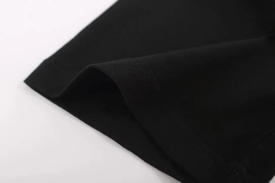 【2026】【CELINE  公式旗艦店】セリーヌ  Tシャツ ご好評に付き再入荷！