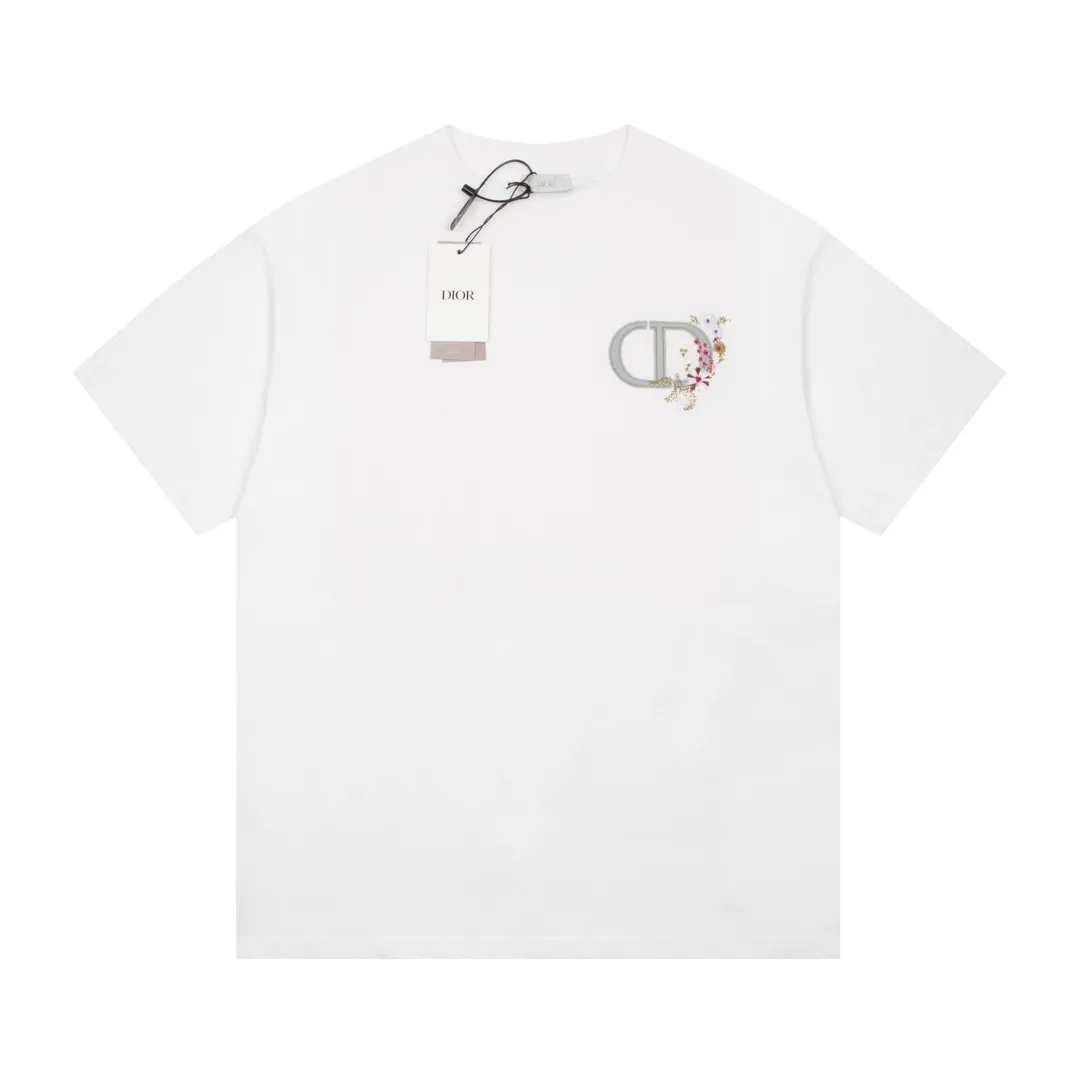 【2026】【DIOR 公式旗艦店】ディオール    Tシャツ ご好評に付き再入荷！