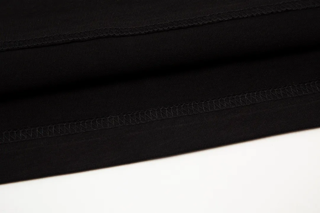 【2026】【DIOR 公式旗艦店】ディオール    Tシャツ ご好評に付き再入荷！