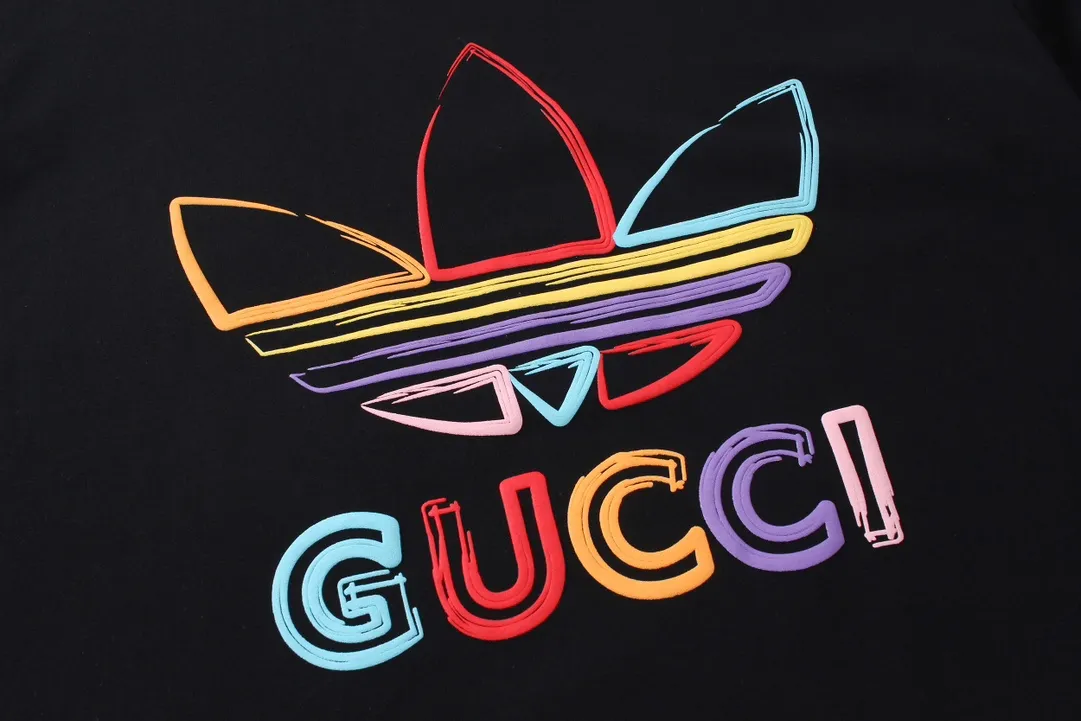 【2026】【GUCCI 公式旗艦店】クッチ   Tシャツ ご好評に付き再入荷！