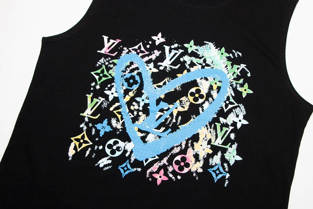 【2026】LV【LOUIS VUITTON 公式旗艦店】 ルイヴィトン   ノースリーブベスト   ご好評に付き再入荷！