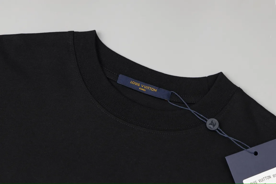 【2026】【LOUIS VUITTON 公式旗艦店】  ルイヴィトン Tシャツ ご好評に付き再入荷！