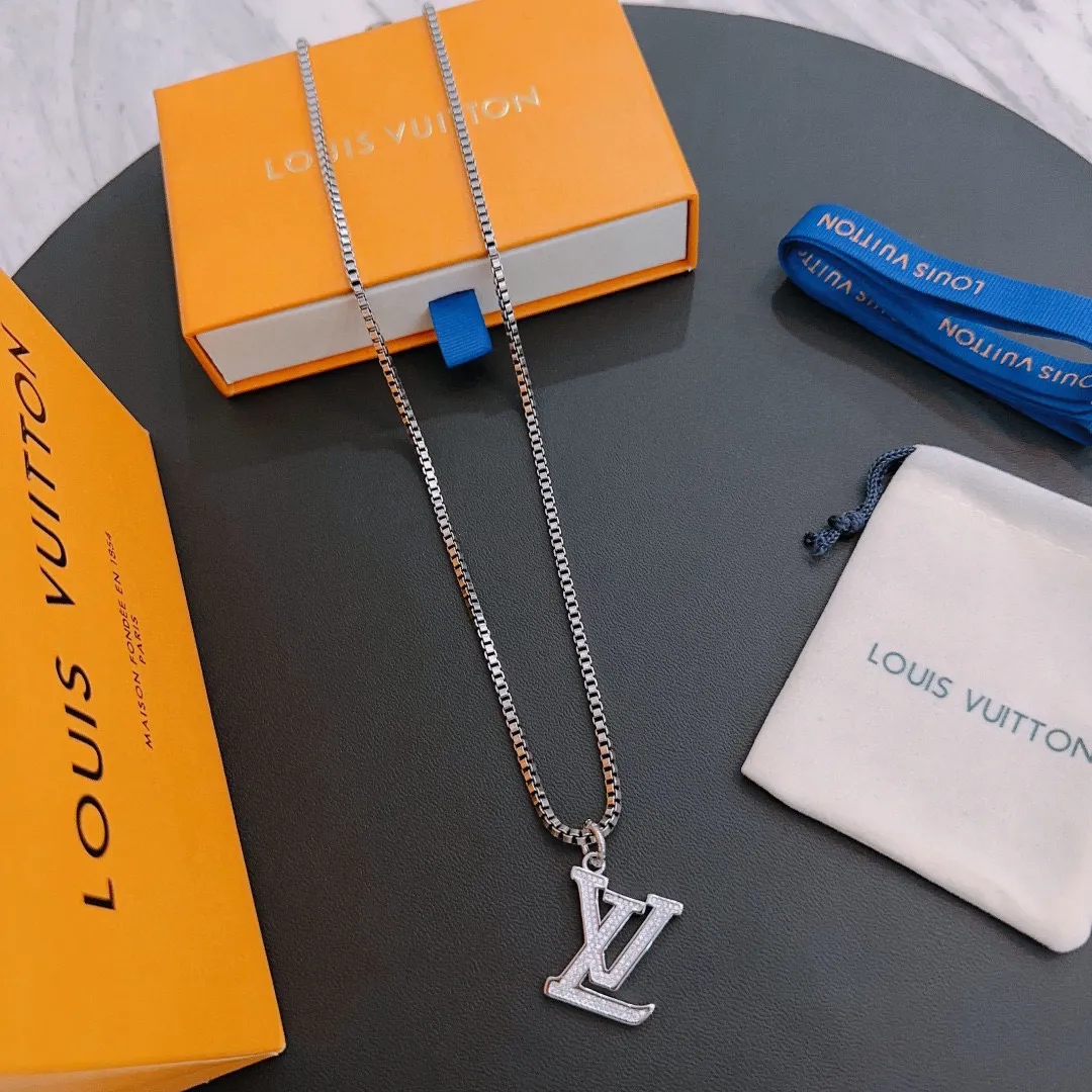 【2026】【LOUIS VUITTON】ネックレス、新しいネックレス万能シンプルファッションオーナメント
