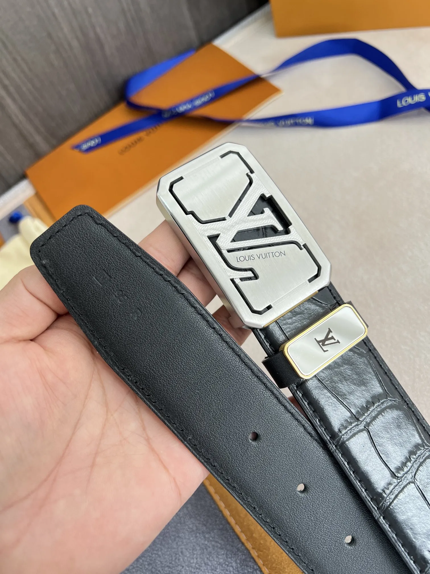 【2026】【LOUIS VUITTON】(ルイヴィトン) 3.8cmベルト メンズ