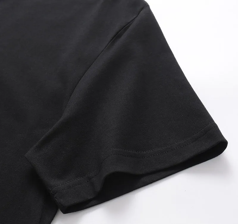 【2026】【PRADA  公式旗艦店】プラダ   Tシャツご好評に付き再入荷！