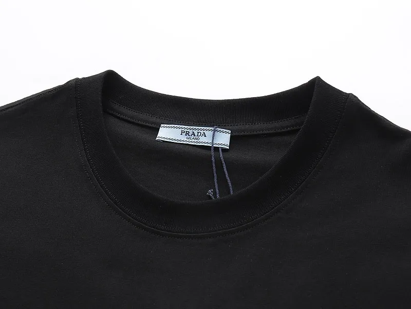 【2026】【PRADA  公式旗艦店】プラダ   Tシャツご好評に付き再入荷！