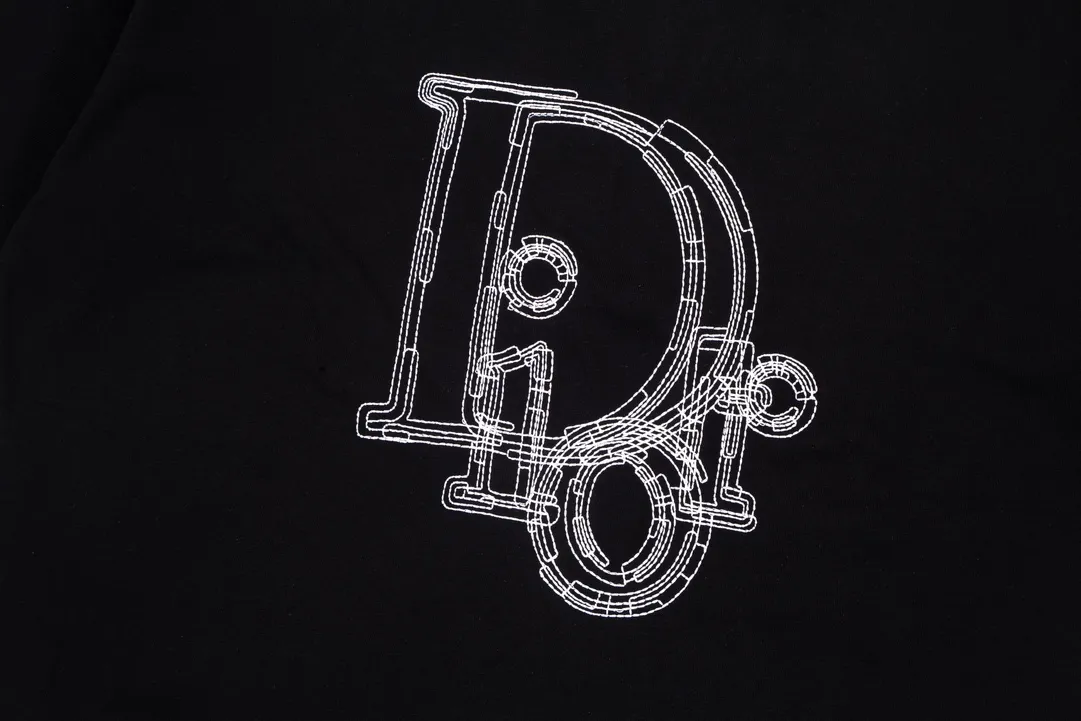 【2026】【DIOR 公式旗艦店】ディオール    Tシャツ ご好評に付き再入荷！