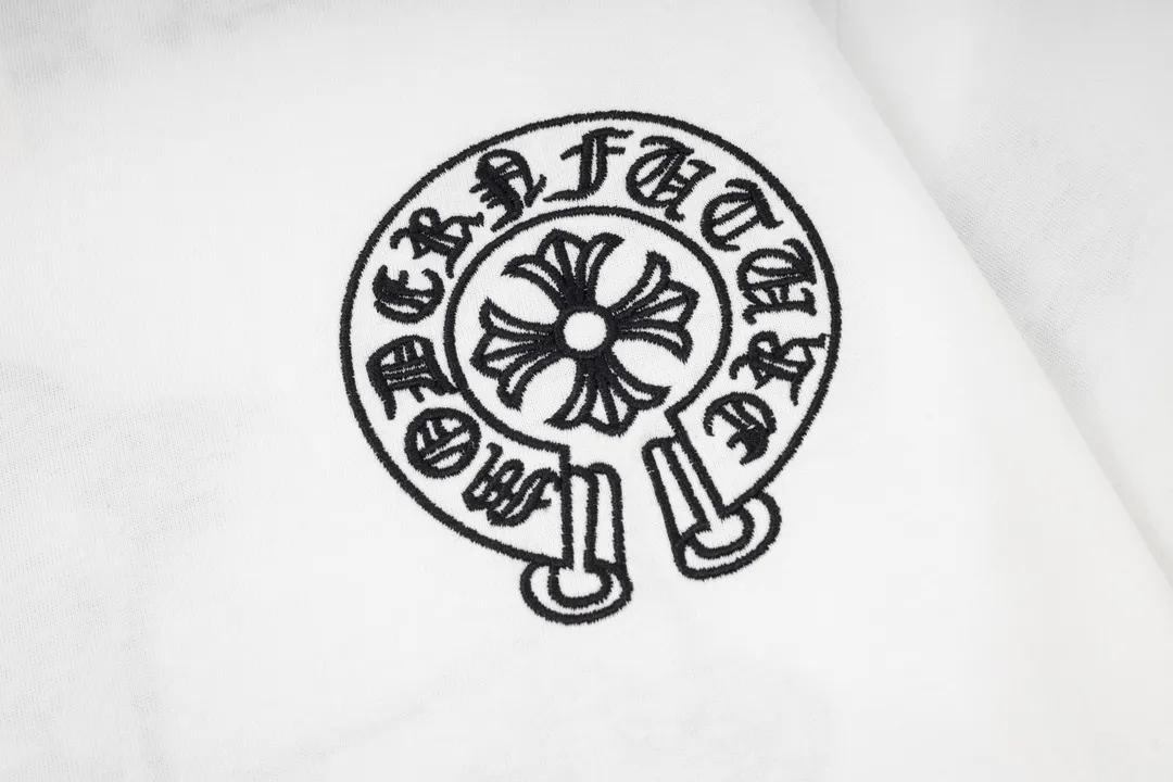 【2026】【CHROME HEARTS  公式旗艦店】クロムハーツ    Tシャツご好評に付き再入荷！