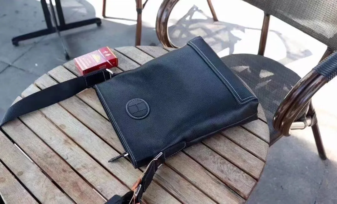 【2026】【HERMES   公式 旗艦店】エルメス  ショルダーバッグ 当日出荷 好評に付き再入荷！24*27*5.5CM