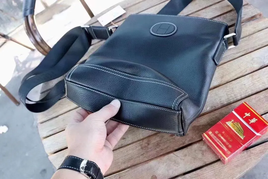 【2026】【HERMES   公式 旗艦店】エルメス  ショルダーバッグ 当日出荷 好評に付き再入荷！24*27*5.5CM