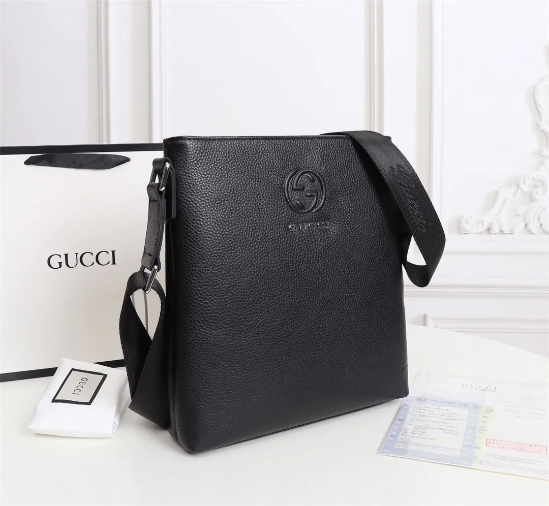 【2026】【GUCCI 公式 旗艦店】クッチ  ショルダーバッグ 当日出荷 好評に付き再入荷！25*27*6CM