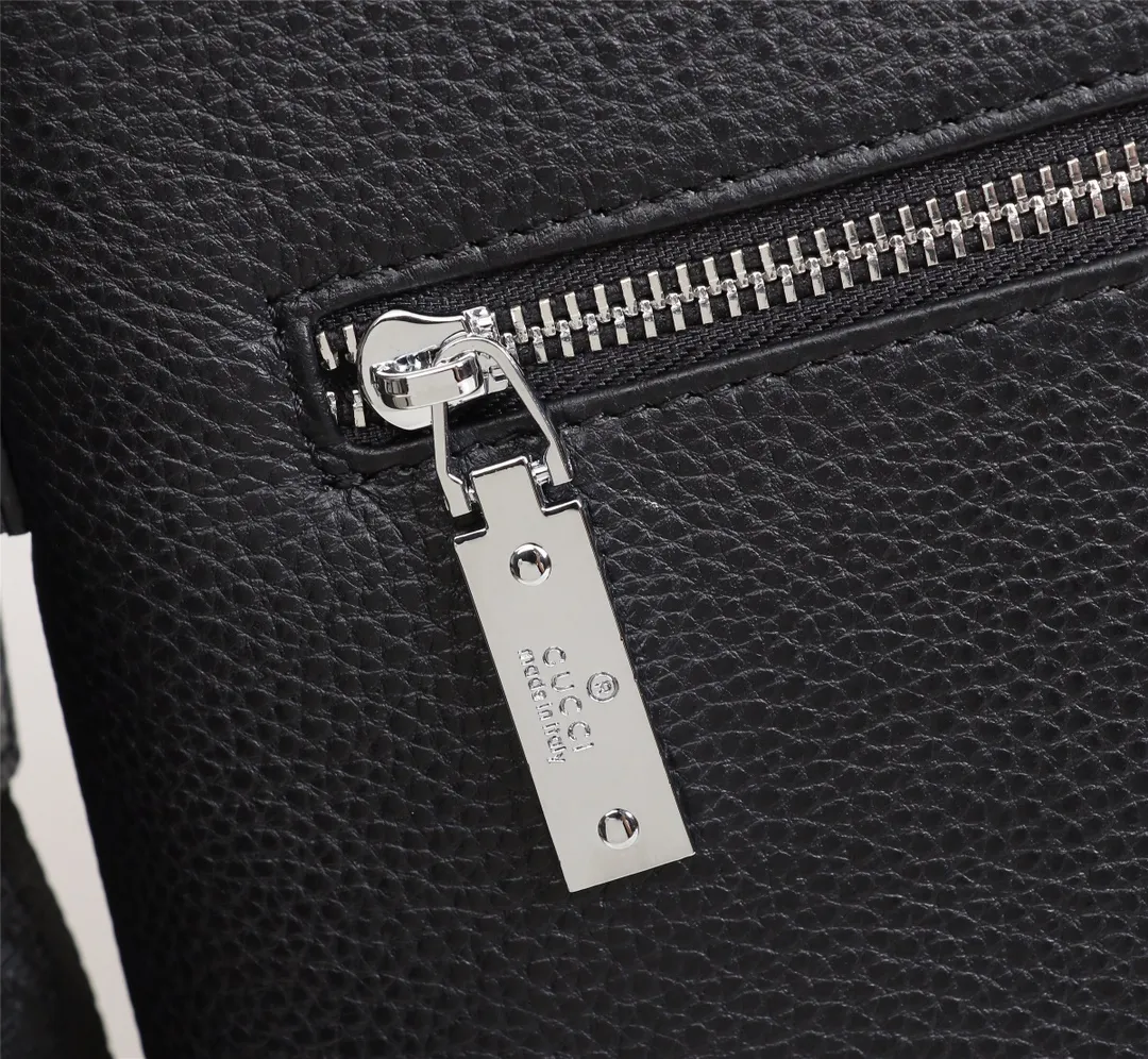【2026】【GUCCI 公式 旗艦店】クッチ  ショルダーバッグ 当日出荷 好評に付き再入荷！25*27*6CM