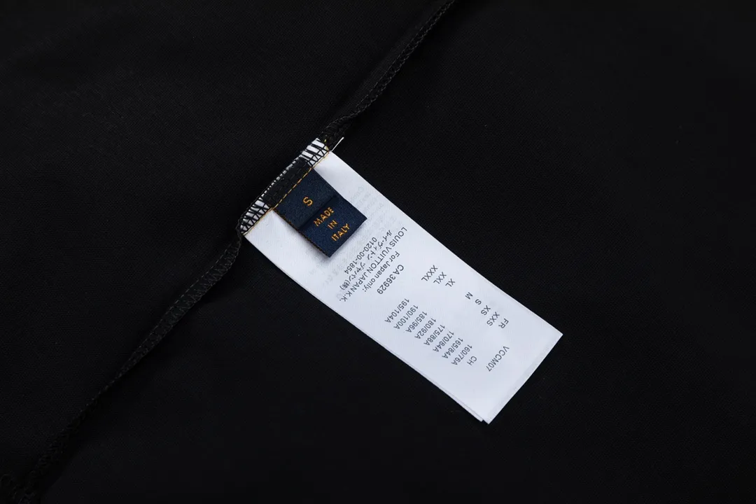 【2026】【LOUIS VUITTON  公式旗艦店】ルイヴィトン  Tシャツ  ご好評に付き再入荷！