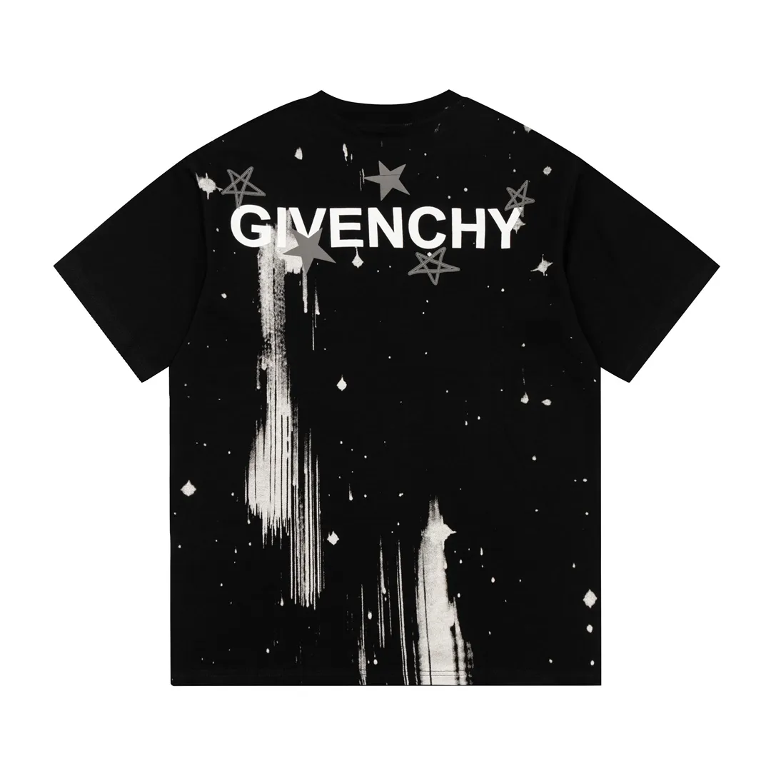 【2026】【GIVENCHY 公式旗艦店】ジバンシー   Tシャツ ご好評に付き再入荷！