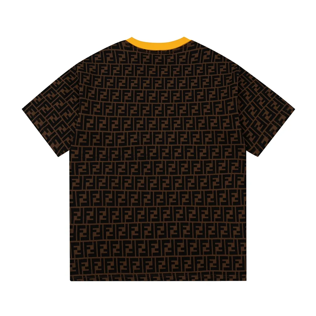 【2026】【FENDI  公式旗艦店】フェンディ   Tシャツ ご好評に付き再入荷！