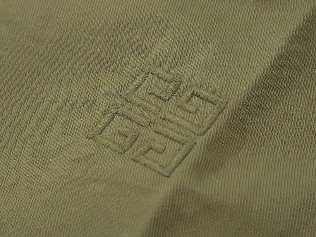 【2026】【GIVENCHY 公式旗艦店】ジバンシー    ショートパンツご好評に付き再入荷！