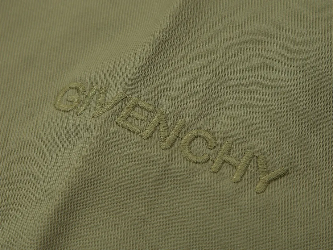 【2026】【GIVENCHY 公式旗艦店】ジバンシー    ショートパンツご好評に付き再入荷！
