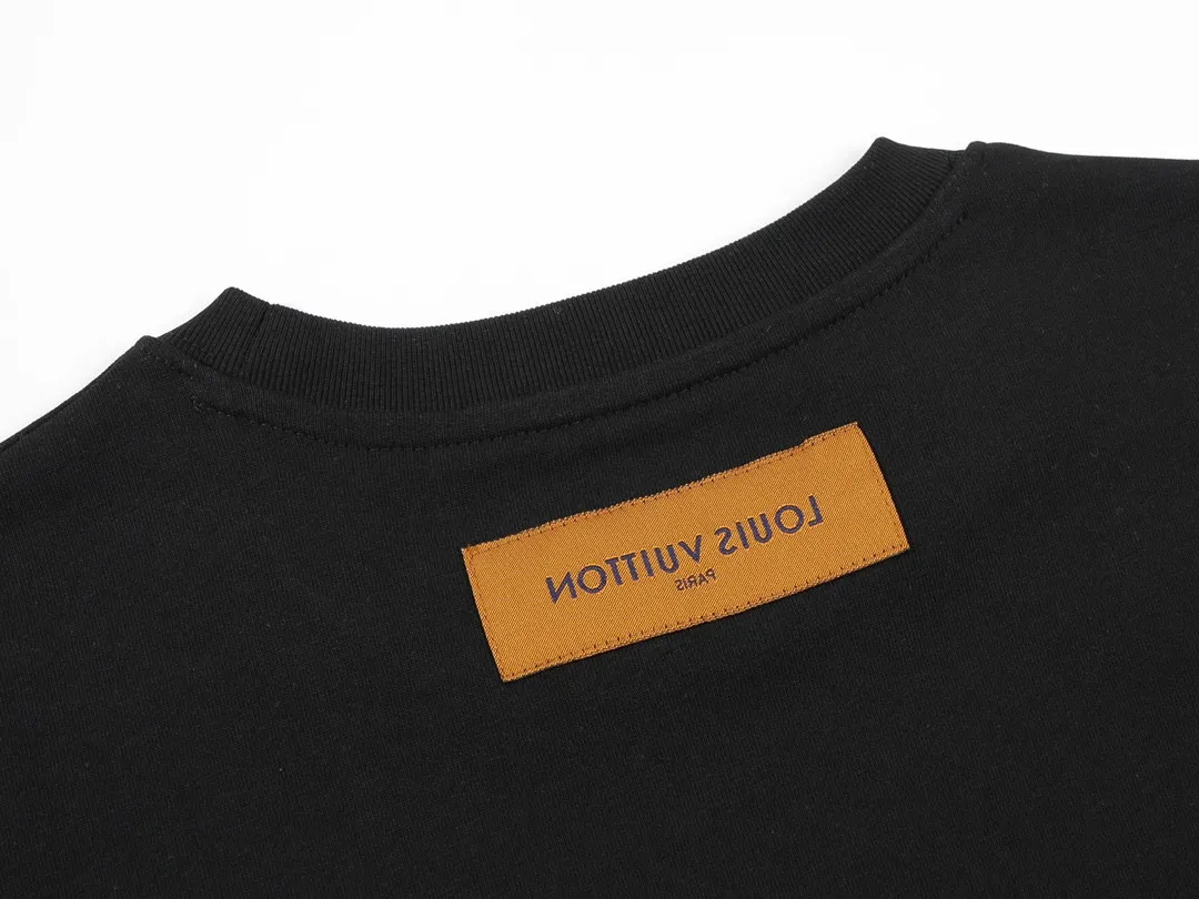 【2026】【LOUIS VUITTON  公式旗艦店】ルイヴィトン  Tシャツ  ご好評に付き再入荷！