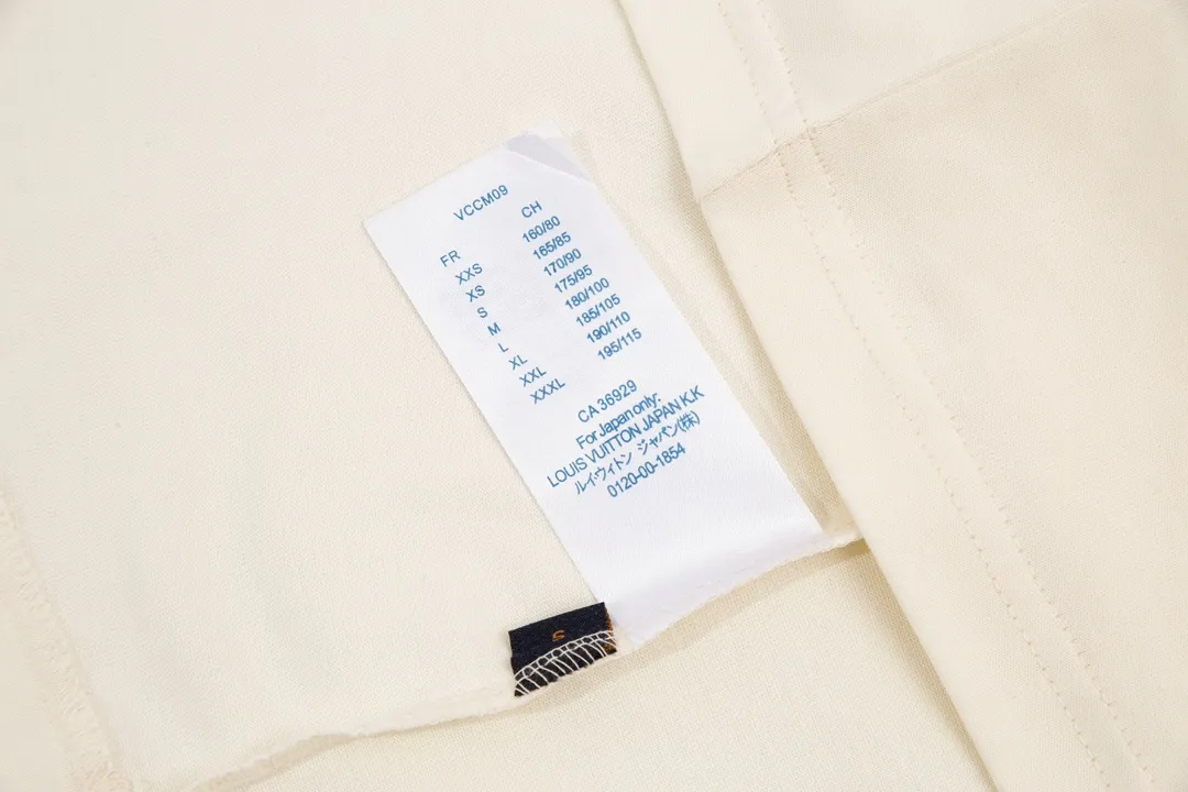【2026】【LOUIS VUITTON  公式旗艦店】ルイヴィトン  Tシャツ  ご好評に付き再入荷！