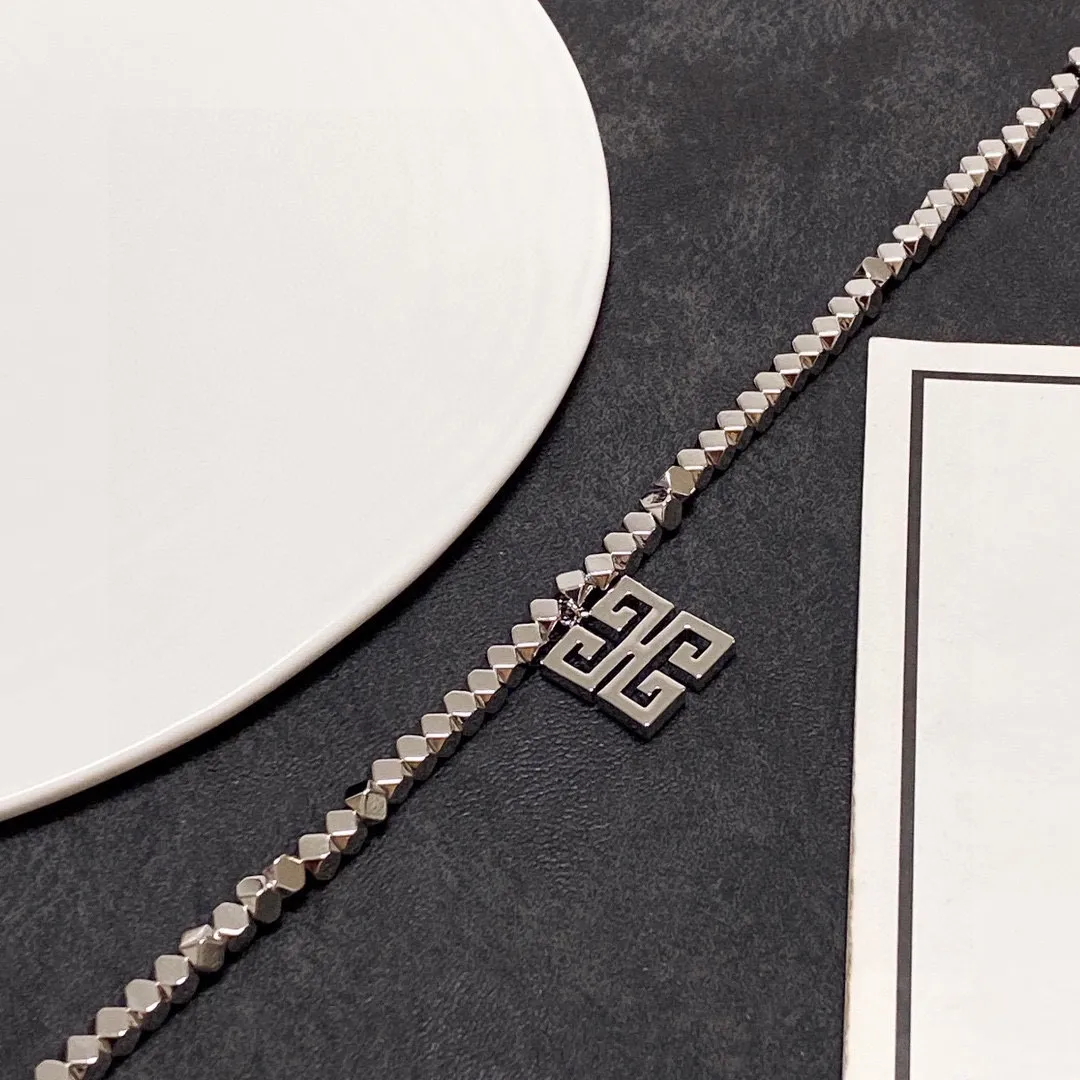 【2026】【GIVENCHY 】ネックレス、新しいネックレス万能シンプルファッションオーナメント