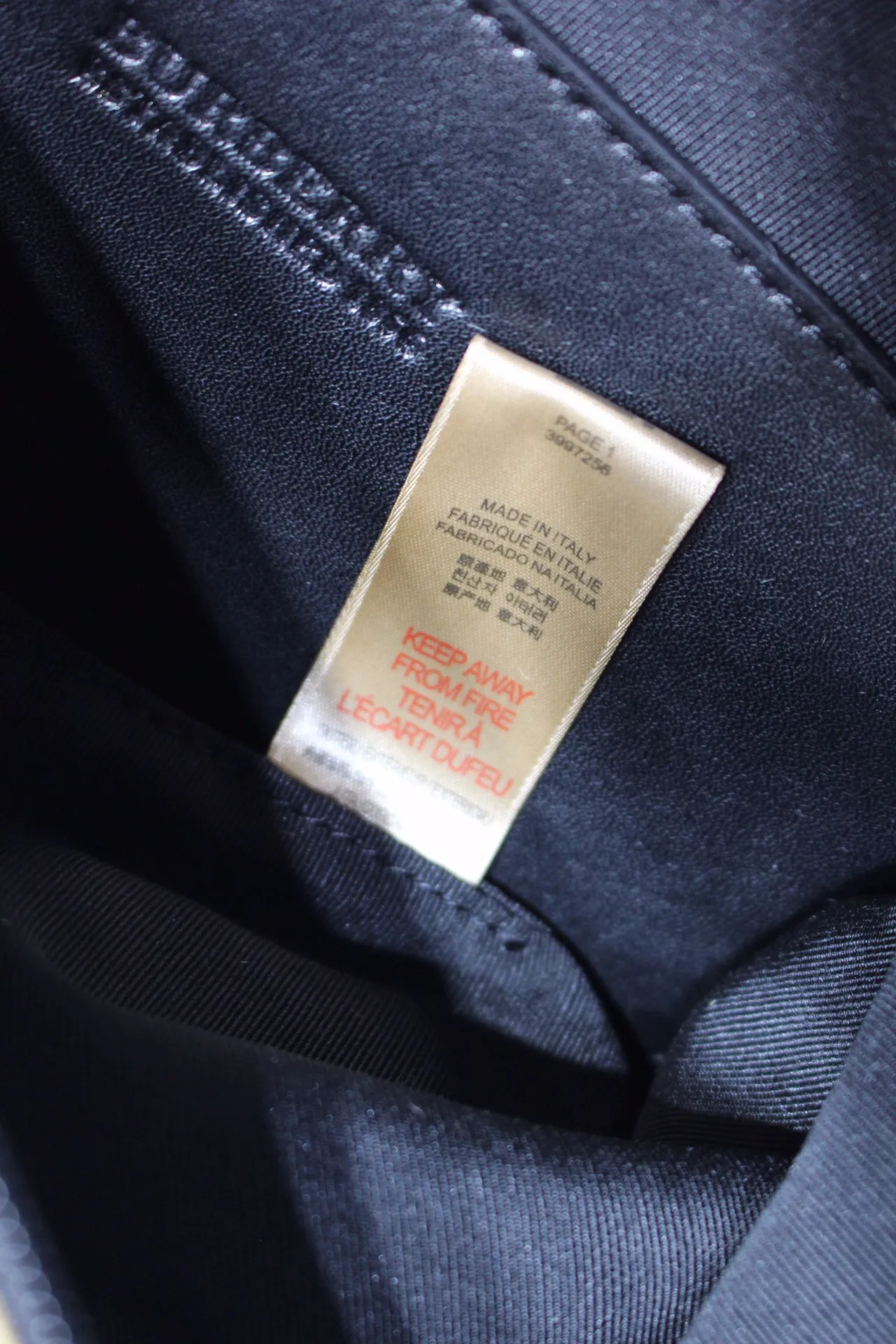 【2026】【BURBERRY  公式旗艦店】バーバリー  ウエストポーチ   当日出荷 好評に付き再入荷！31*7.5*16CM