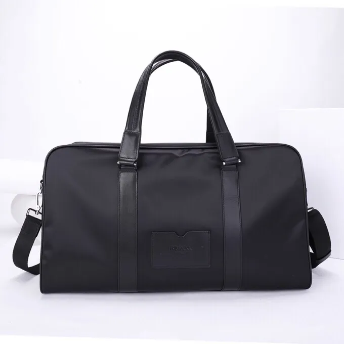【2026】【PRADA  公式旗艦店】プラダ  旅行かばん  当日出荷 好評に付き再入荷！44*28*18CM