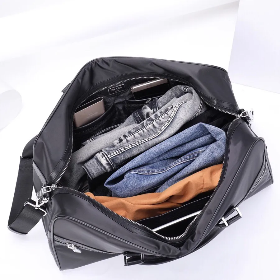 【2026】【PRADA  公式旗艦店】プラダ  旅行かばん  当日出荷 好評に付き再入荷！44*28*18CM