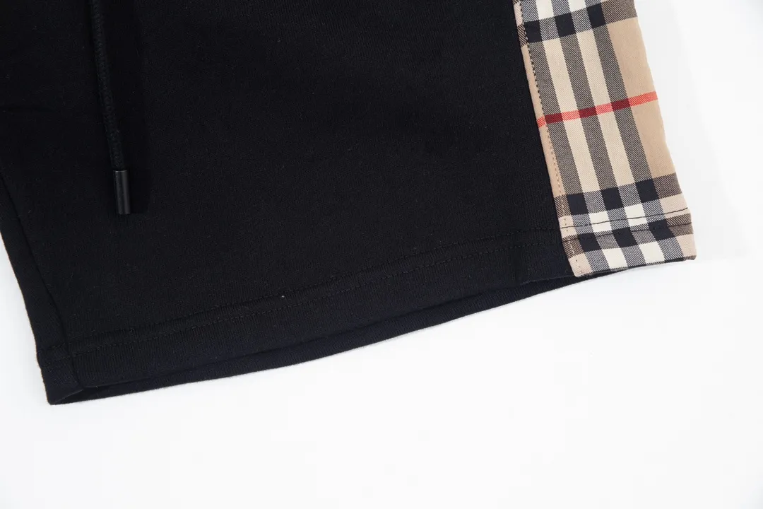 【2026】【BURBERRY 公式旗艦店】バーバリー    ショートパンツ  ご好評に付き再入荷！