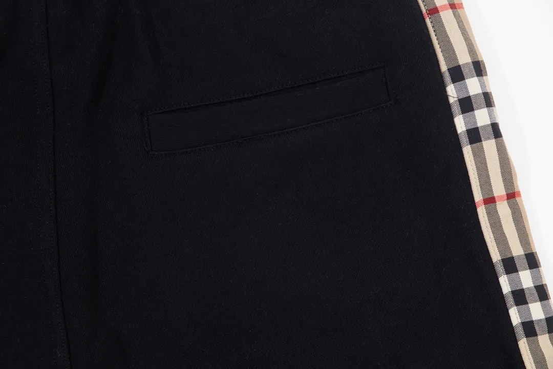 【2026】【BURBERRY 公式旗艦店】バーバリー    ショートパンツ  ご好評に付き再入荷！