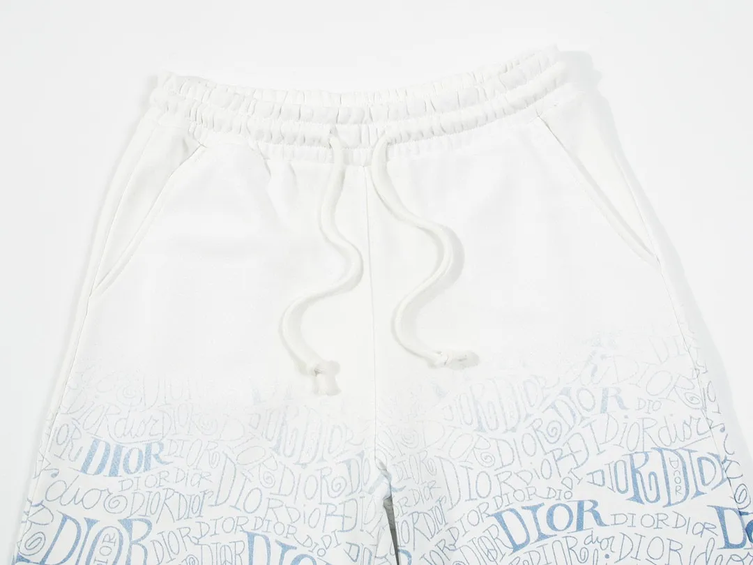 【2026】【 DIOR  公式旗艦店】 ディオール   ショートパンツ  ご好評に付き再入荷！