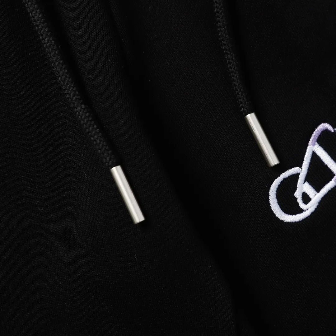 【2026】【GIVENCHY   公式旗艦店】ジバンシー    ショートパンツ  ご好評に付き再入荷！