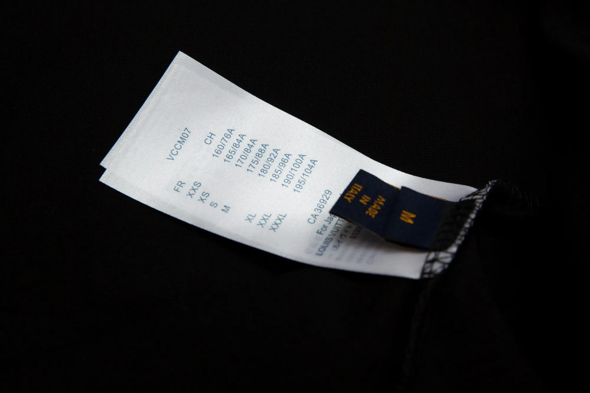 【2026】【LOUIS VUITTON  公式旗艦店】ルイヴィトン   Tシャツご好評に付き再入荷！
