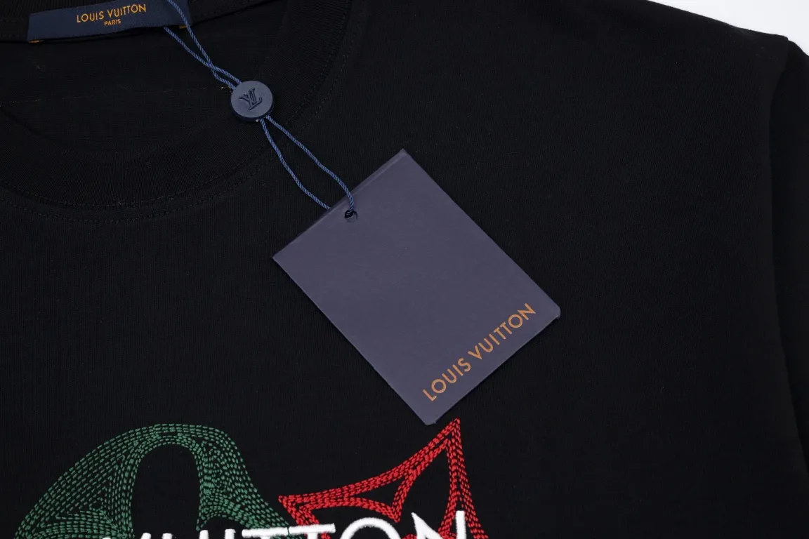 【2026】【LOUIS VUITTON  公式旗艦店】ルイヴィトン   Tシャツご好評に付き再入荷！