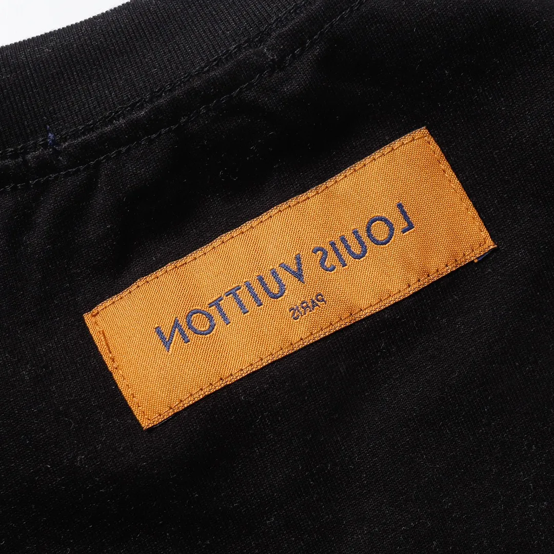 【2026】【LOUIS VUITTON  公式旗艦店】ルイヴィトン   Tシャツご好評に付き再入荷！