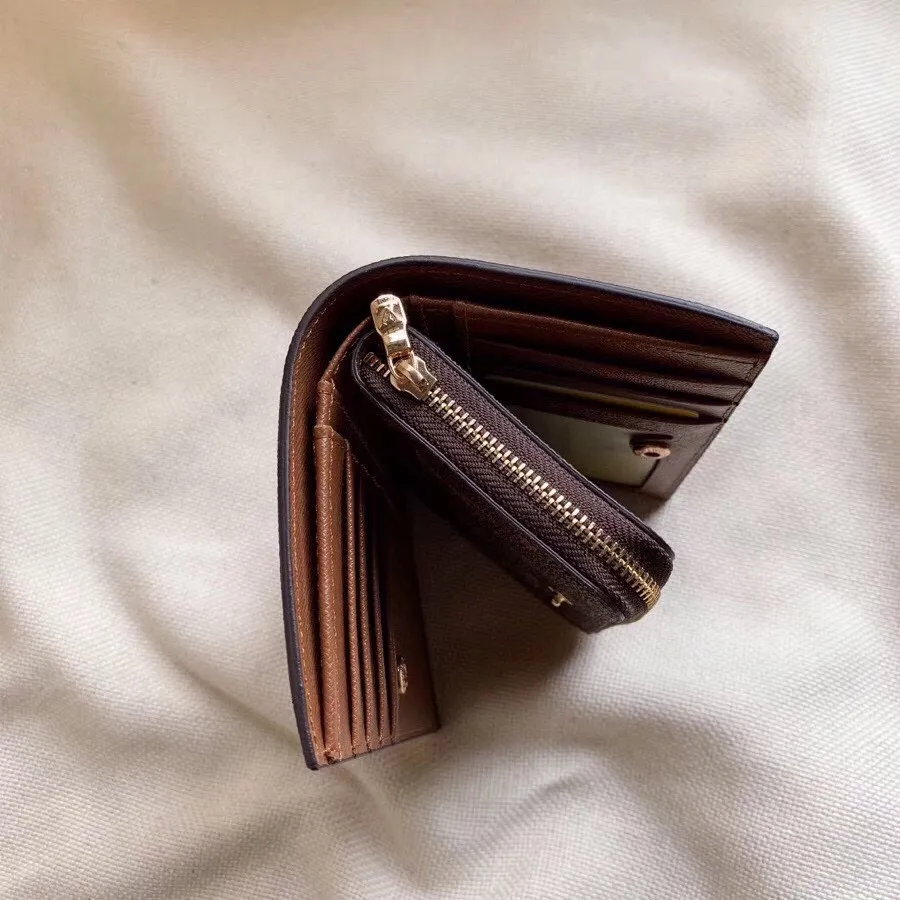 【2026】【LOUIS VUITTON公式 旗艦店】ルイヴィトン  財布   当日出荷 好評に付き再入荷！13.5*9.5*3.5cm
