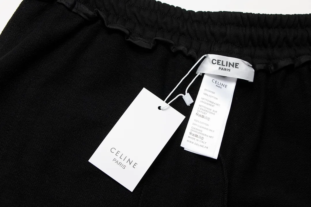 【2026】【CELINE   公式旗艦店】セリーヌ   ショートパンツ  ご好評に付き再入荷！