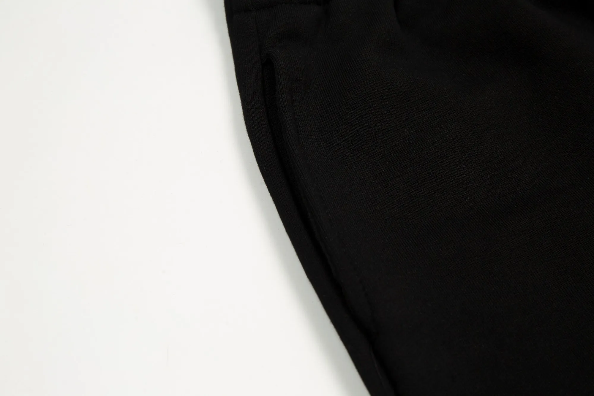 【2026】【BALENCIAGA  公式旗艦店】バレンシアガ    ショートパンツ  ご好評に付き再入荷！
