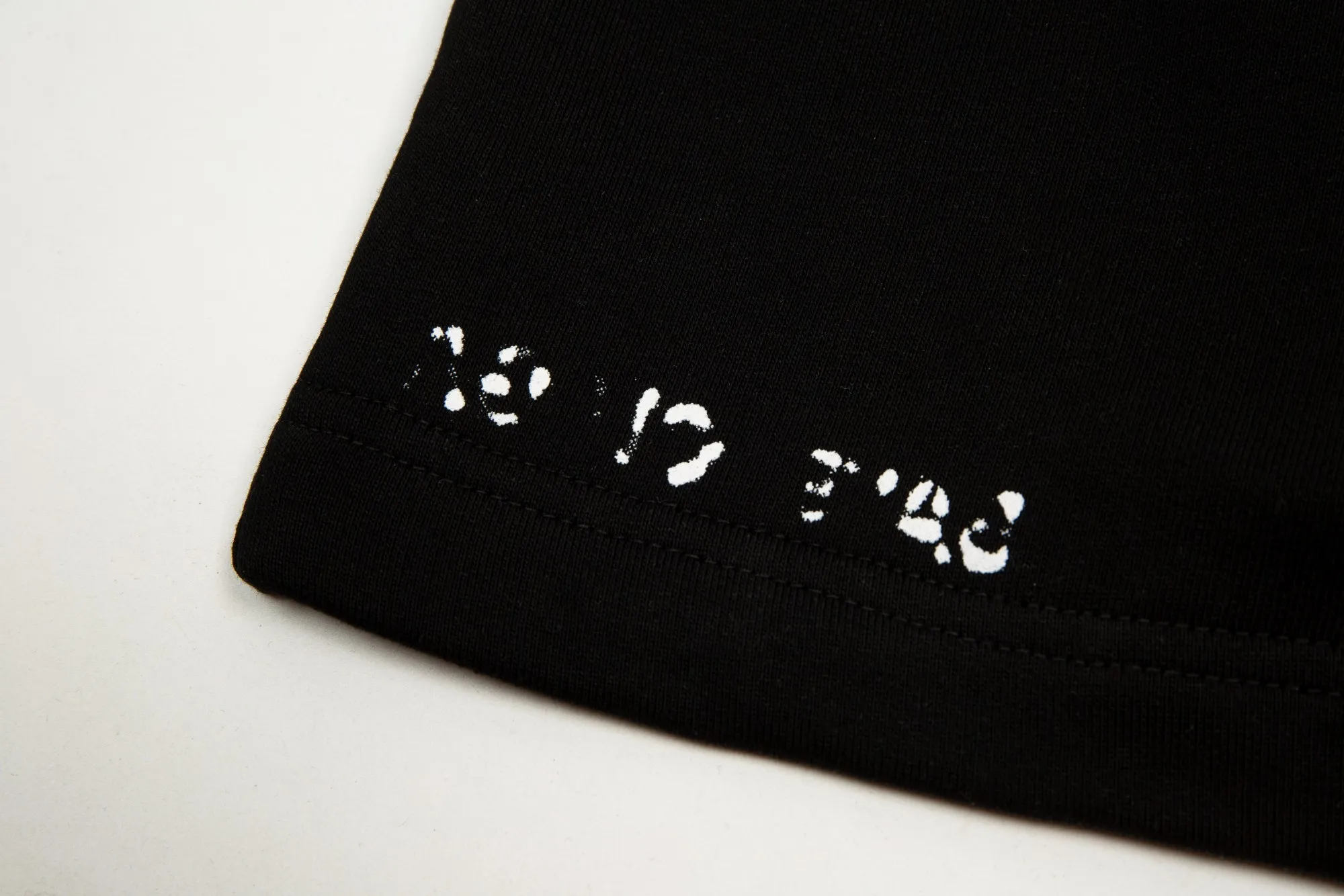 【2026】【BALENCIAGA  公式旗艦店】バレンシアガ    ショートパンツ  ご好評に付き再入荷！