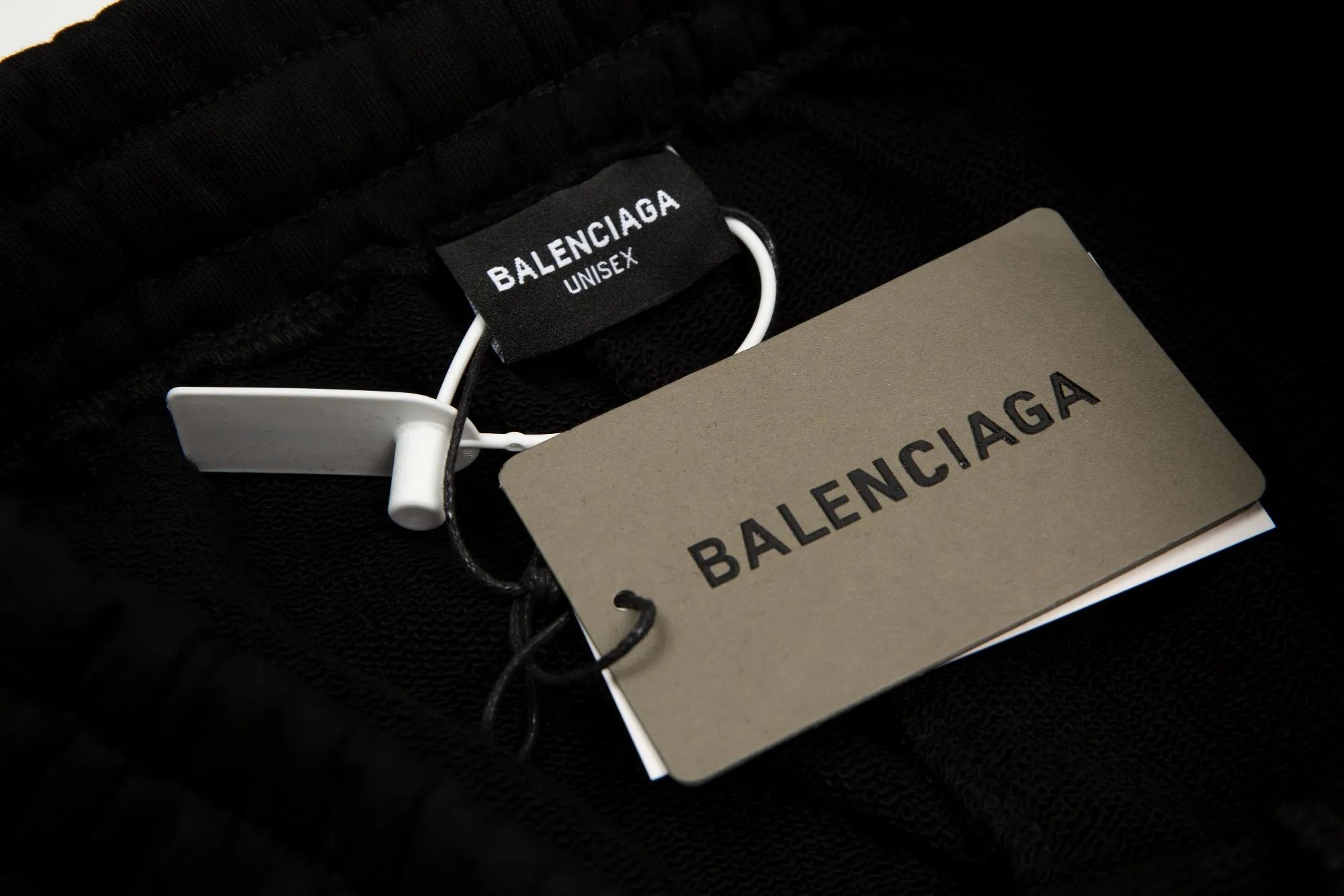 【2026】【BALENCIAGA  公式旗艦店】バレンシアガ    ショートパンツ  ご好評に付き再入荷！
