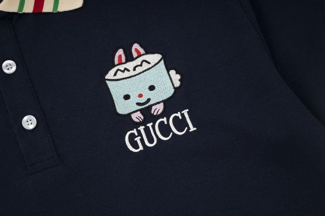 【2026】【GUCCI 公式旗艦店】クッチ  ポロシャツ   ご好評に付き再入荷！