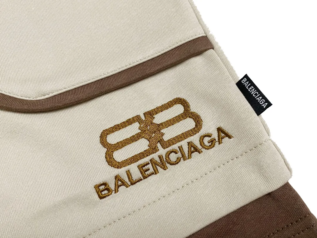 【2026】【BALENCIAGA  公式旗艦店】 バレンシアガ   ショートパンツ  ご好評に付き再入荷！