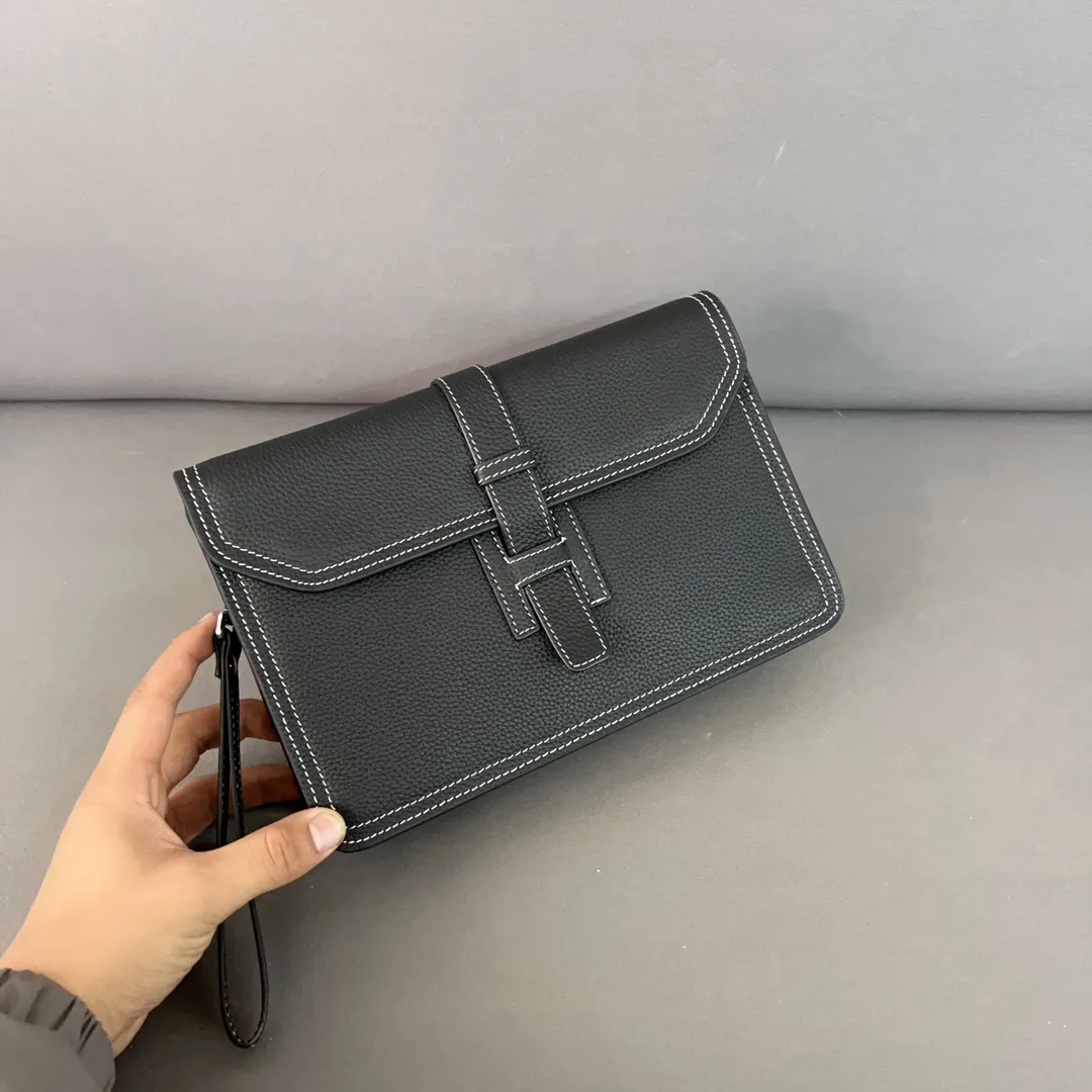 【2026】【HERMES  公式旗艦店】エルメス  クラッチバッグ 当日出荷 好評に付き再入荷！26*17CM