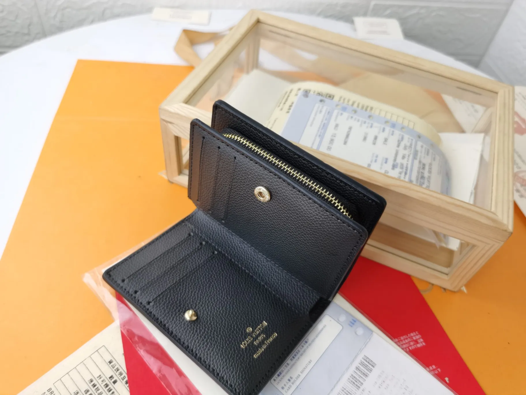 【2026】【LOUIS VUITTON公式 旗艦店】ルイヴィトン   財布   当日出荷 好評に付き再入荷！11*8.5*3.5CM