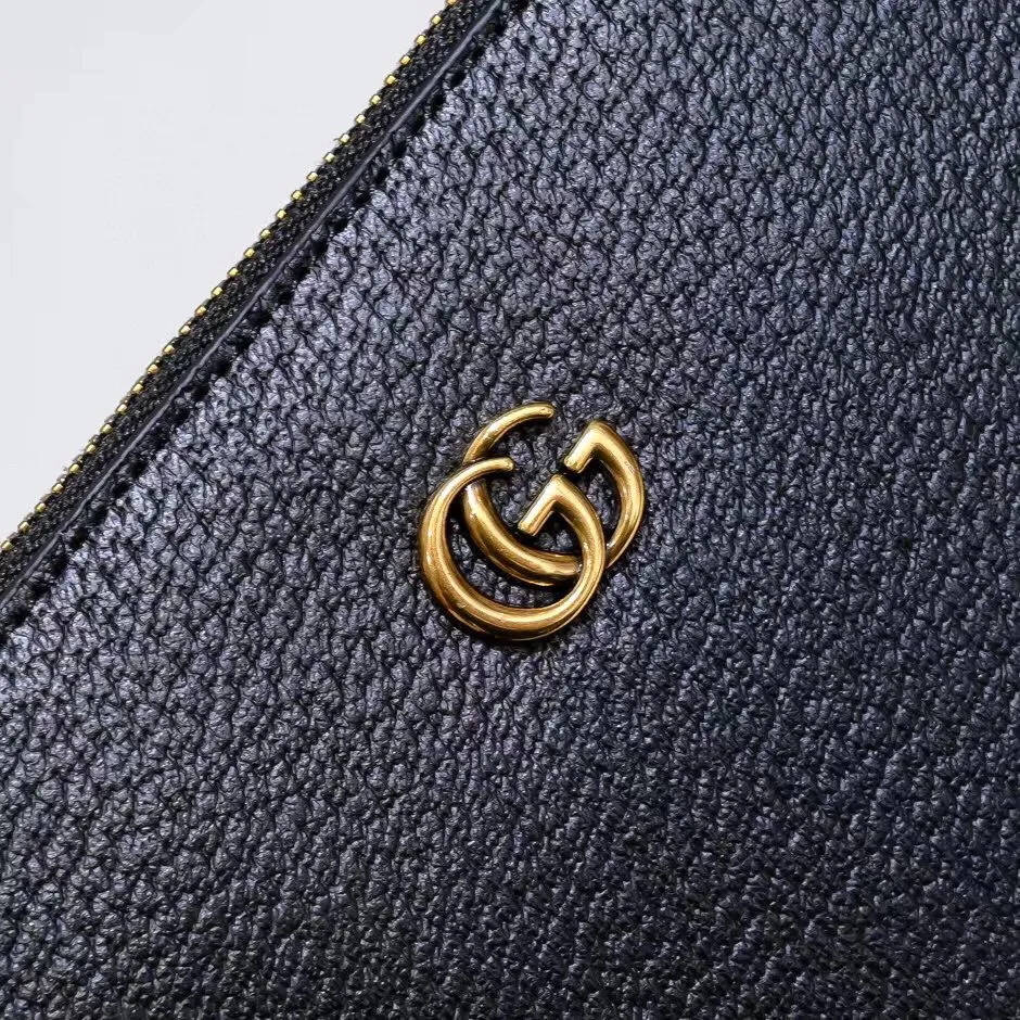 【2026】【GUCCI 公式 旗艦店】クッチ  クラッチバッグ 当日出荷 好評に付き再入荷！28*20CM